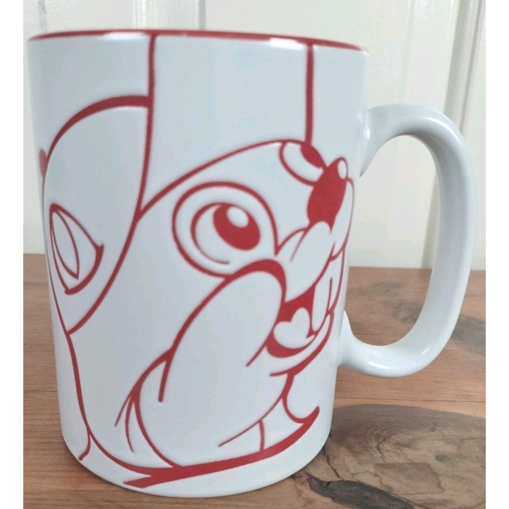 Buc-ee's Ceramic Coffee‎ Mug 4.5" Tall, 3.5" Wide, White with Red Outline Beaver